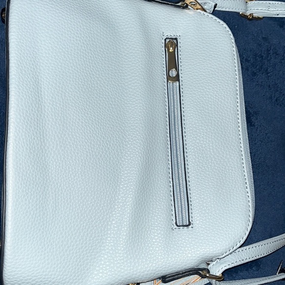 SUGU vegan leather handbag - Picture 3 of 4